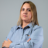 Joseane Pereira Anacleto / Financial Coordinator