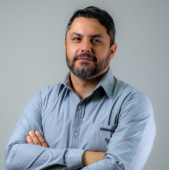 Luis Cesar Eves / Sales, Technician